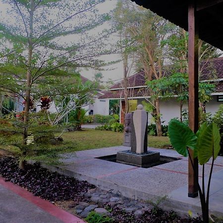 בניוואנגי Hotel Minak Jinggo מראה חיצוני תמונה