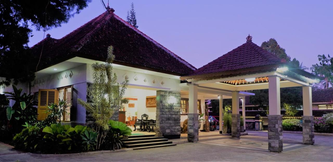בניוואנגי Hotel Minak Jinggo מראה חיצוני תמונה